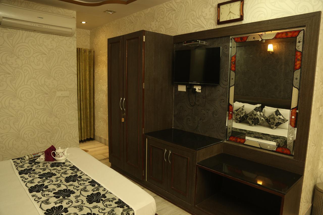 Hotel New Golden Palace Phalodi  Buitenkant foto